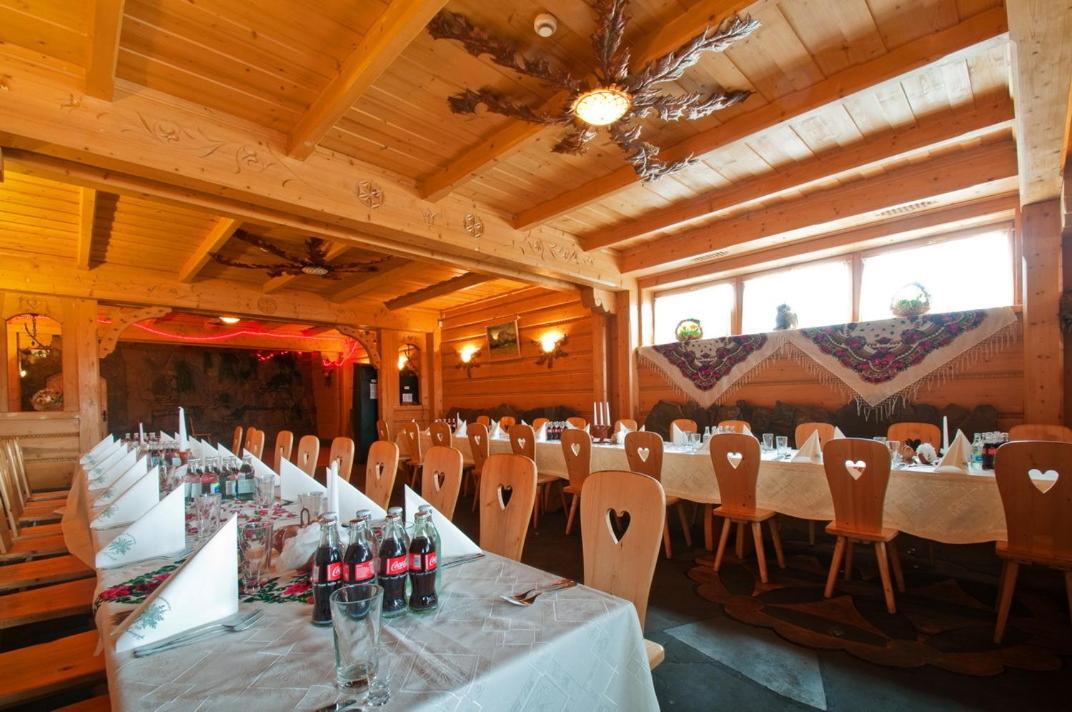 Skalny Dworek Nowy Targ Exterior photo